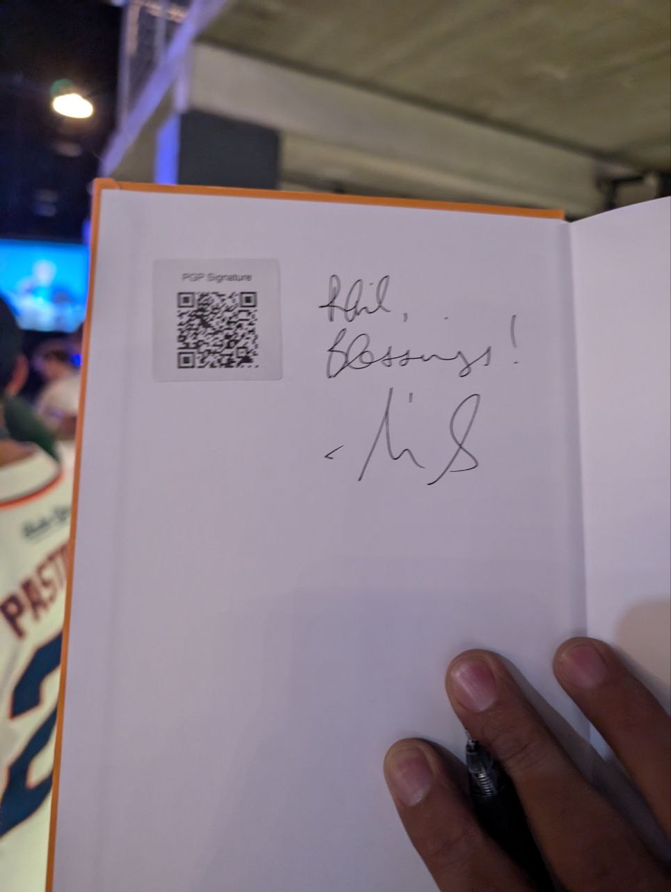 Signed autograph 02e160df6275a5bf