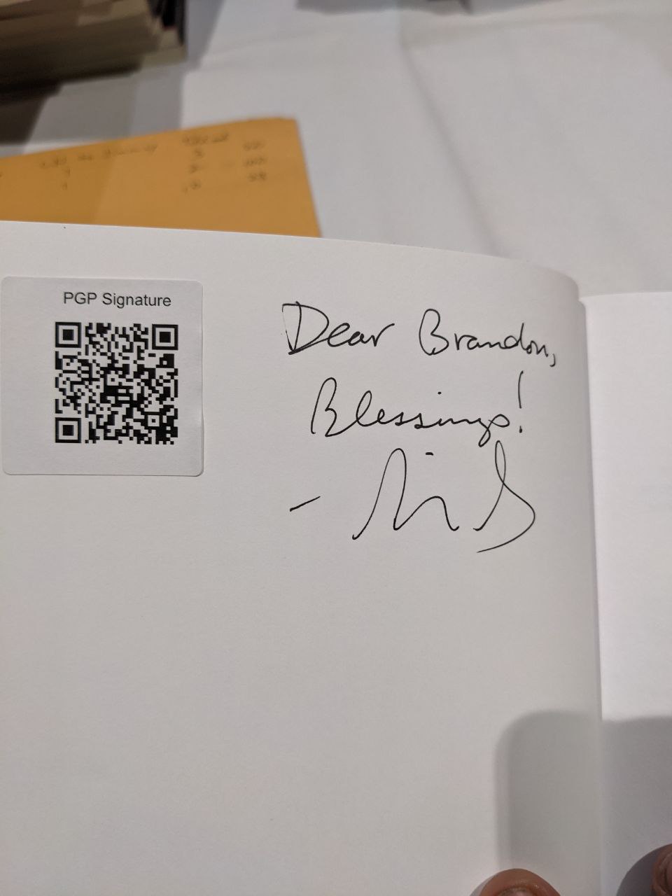 Signed autograph 0556cf417e572784