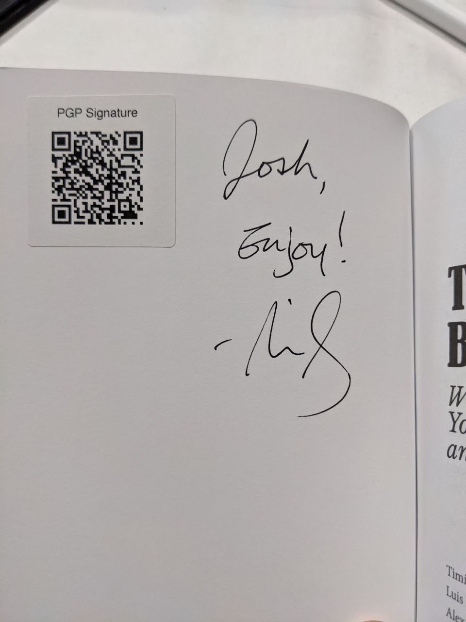 Signed autograph 05a06cb590a8d98e