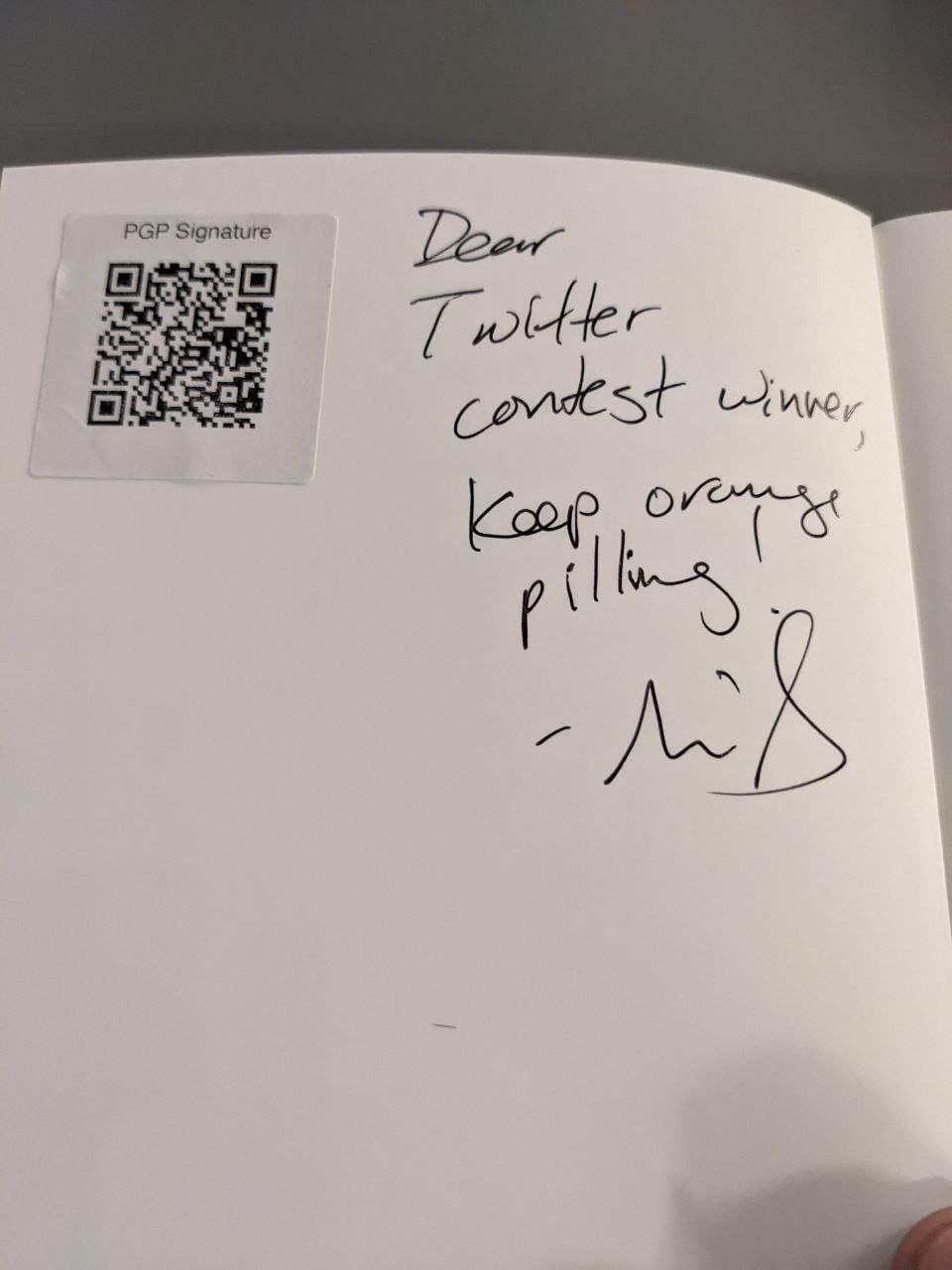 Signed autograph 05b4878a0daf7810