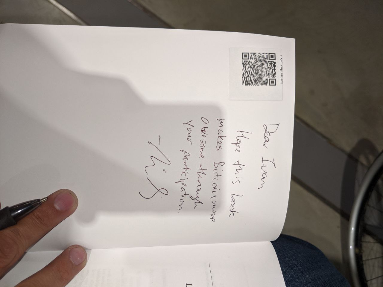 Signed autograph 06a42aec464f8d35