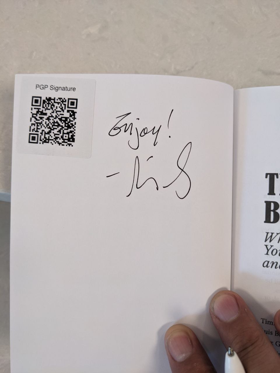 Signed autograph 0710c87c92c49011