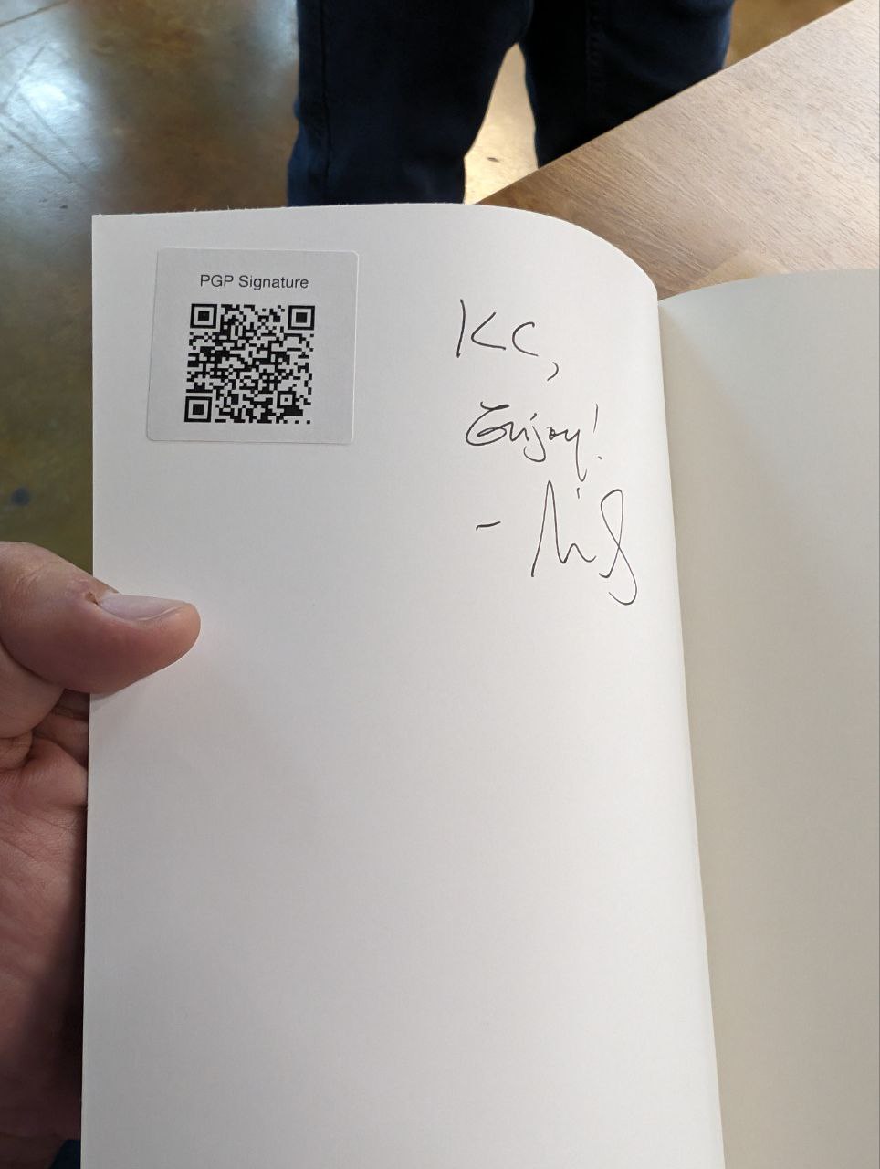 Signed autograph 0f5097b1605d6a4b