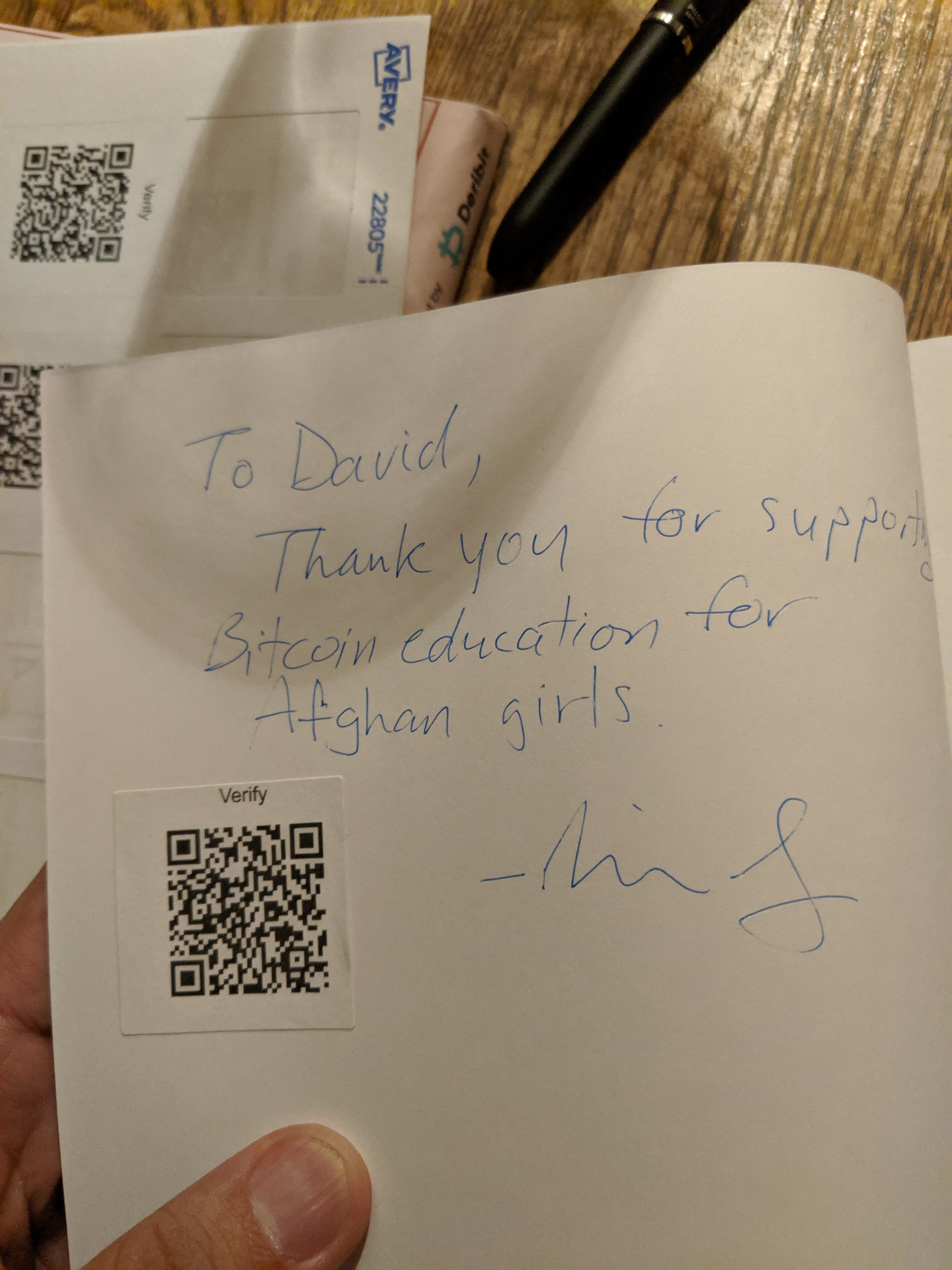 Signed autograph 12235af6d709d9a7