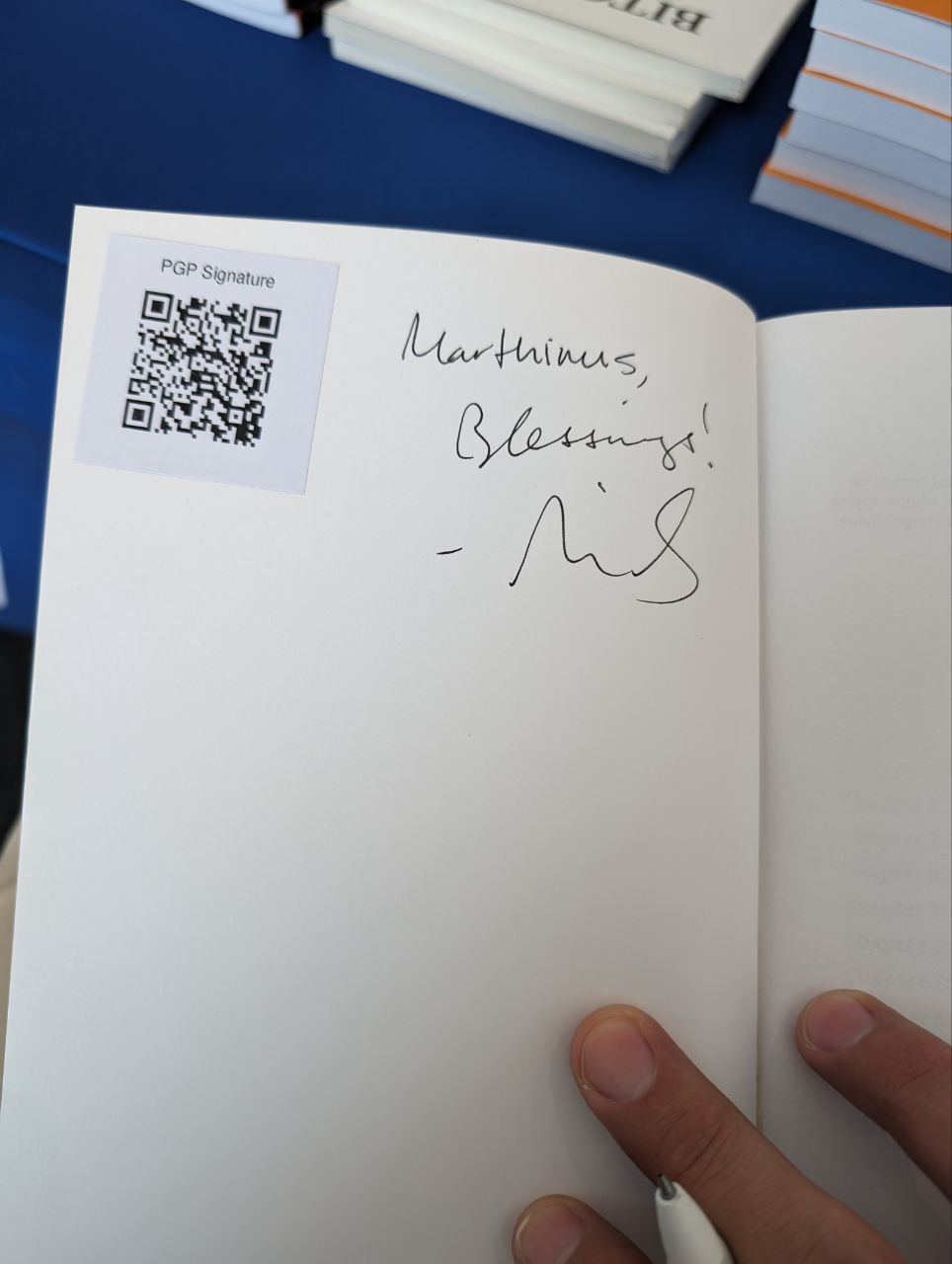 Signed autograph 12a2fbf3e7130ae1