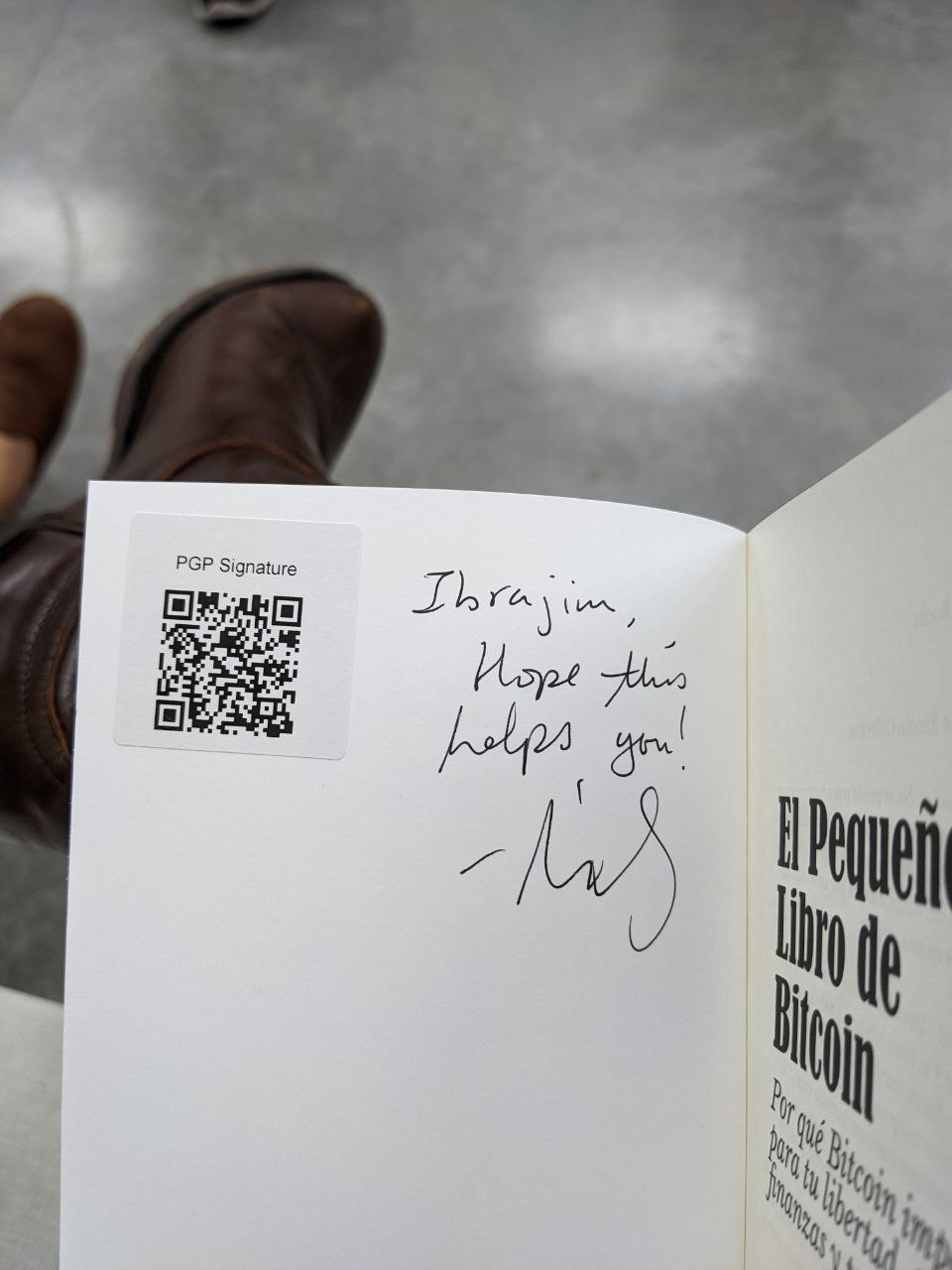 Signed autograph 135458f2846c2281