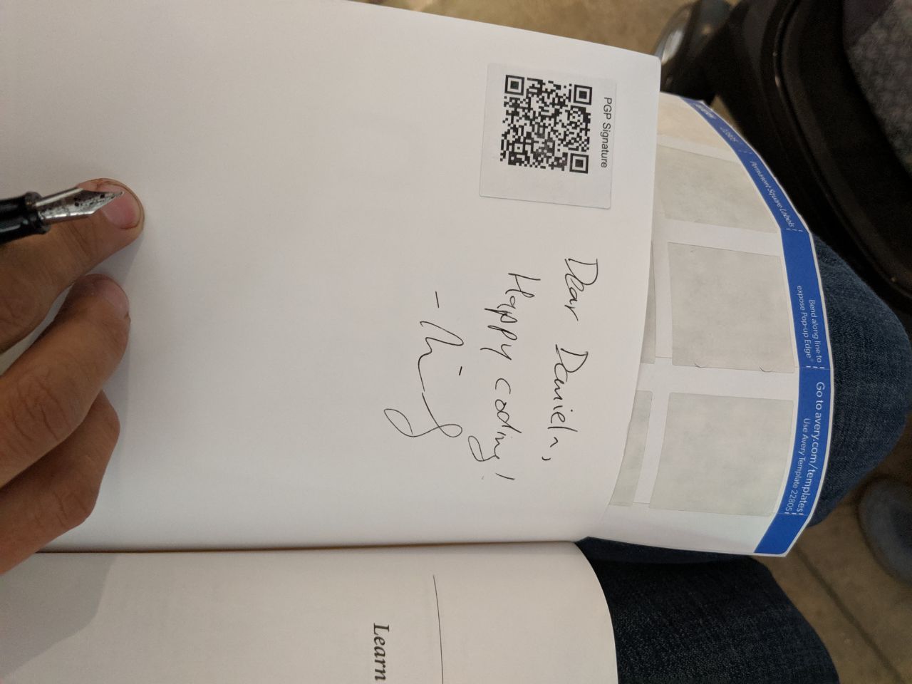 Signed autograph 1638986d06a5693e