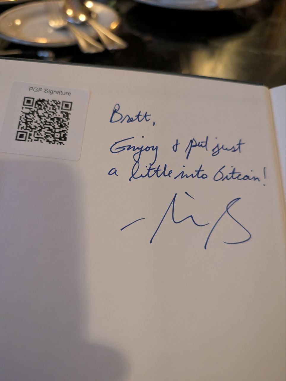 Signed autograph 1658447d6fe7e5af