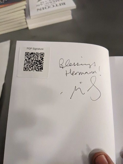 Signed autograph 17e33737131c7a0a