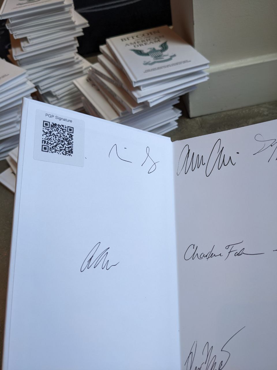 Signed autograph 1b5abf01d389babf