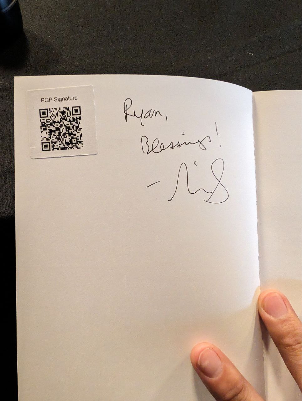 Signed autograph 208d6af250bd5b21