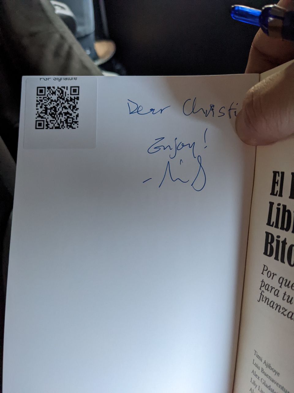 Signed autograph 22044b32b016b35a