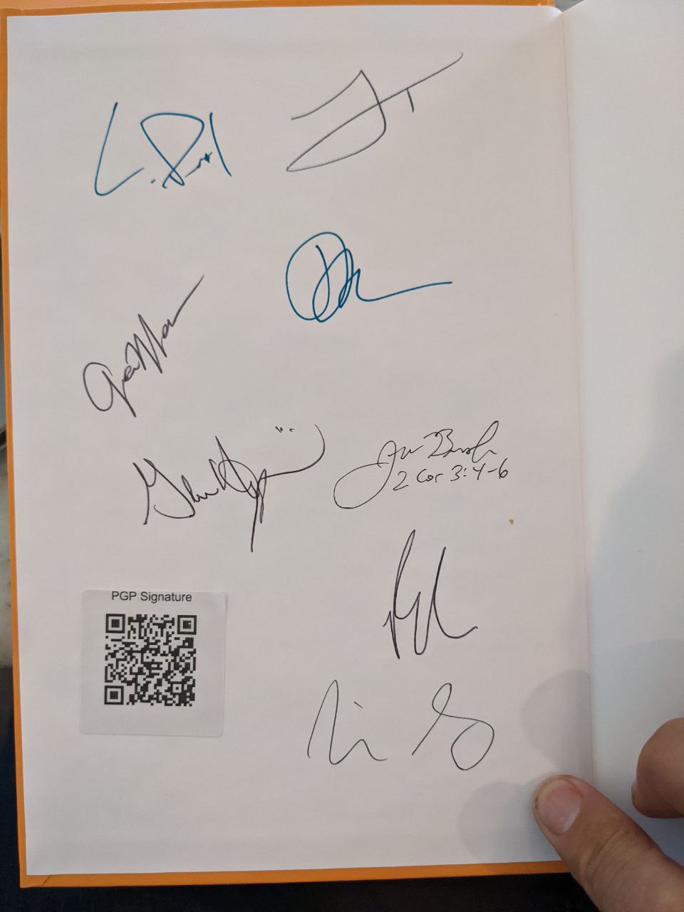 Signed autograph 236fd7adfb76e5a3