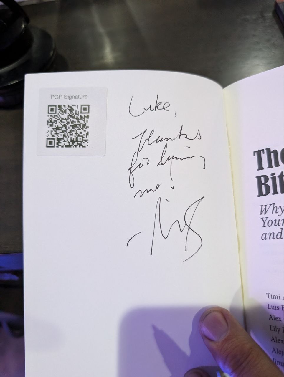 Signed autograph 25ccbe179fcd9251