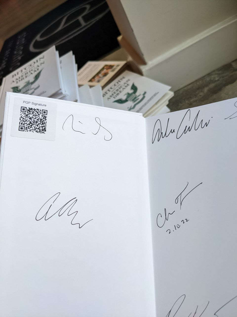 Signed autograph 25f4df0f094c49bc