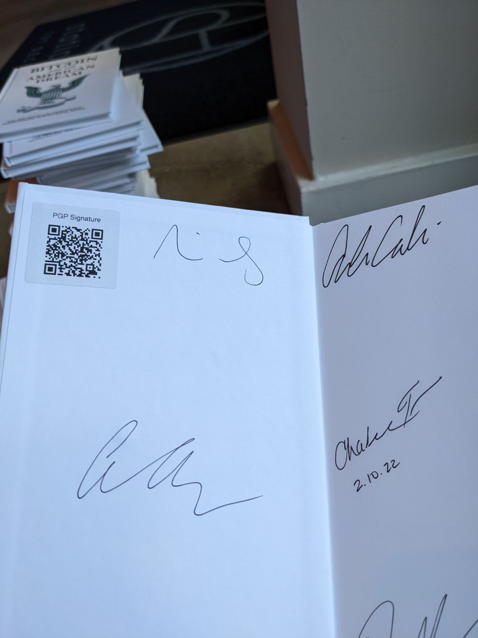 Signed autograph 264279e407d15434