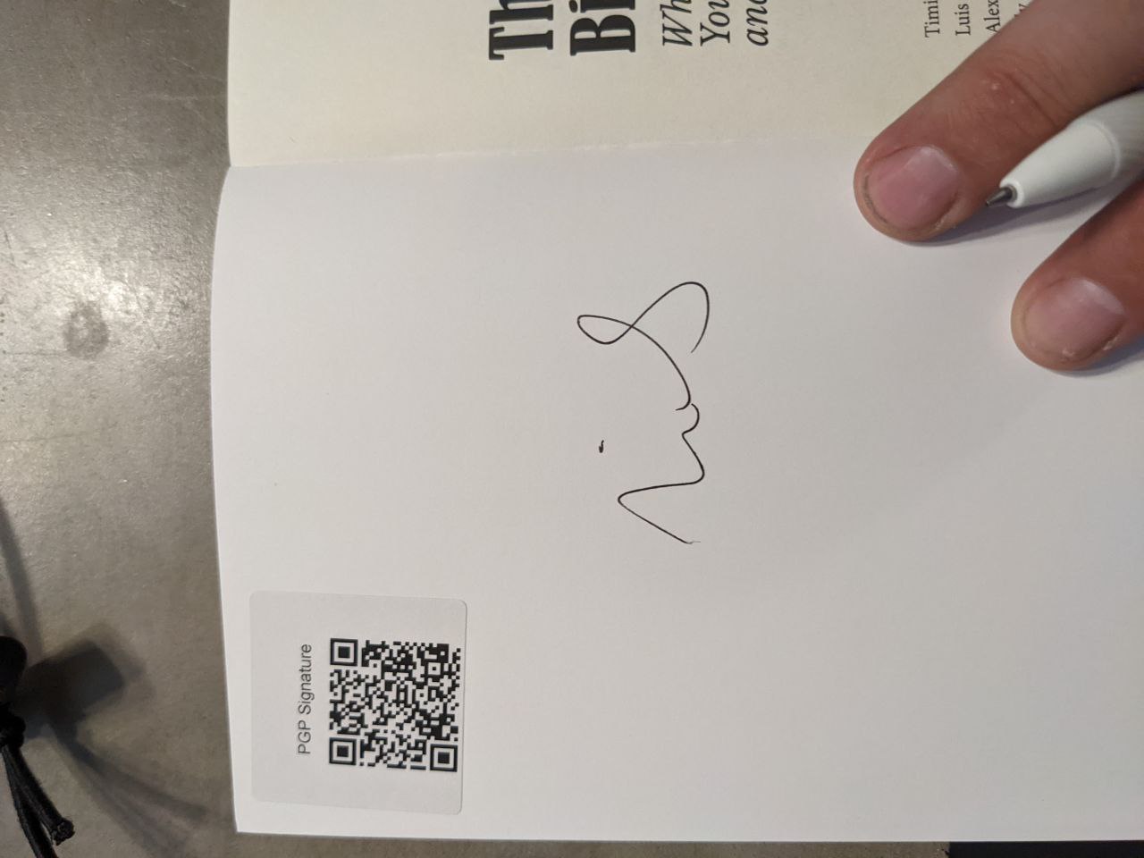 Signed autograph 27f9e73af0c2e013