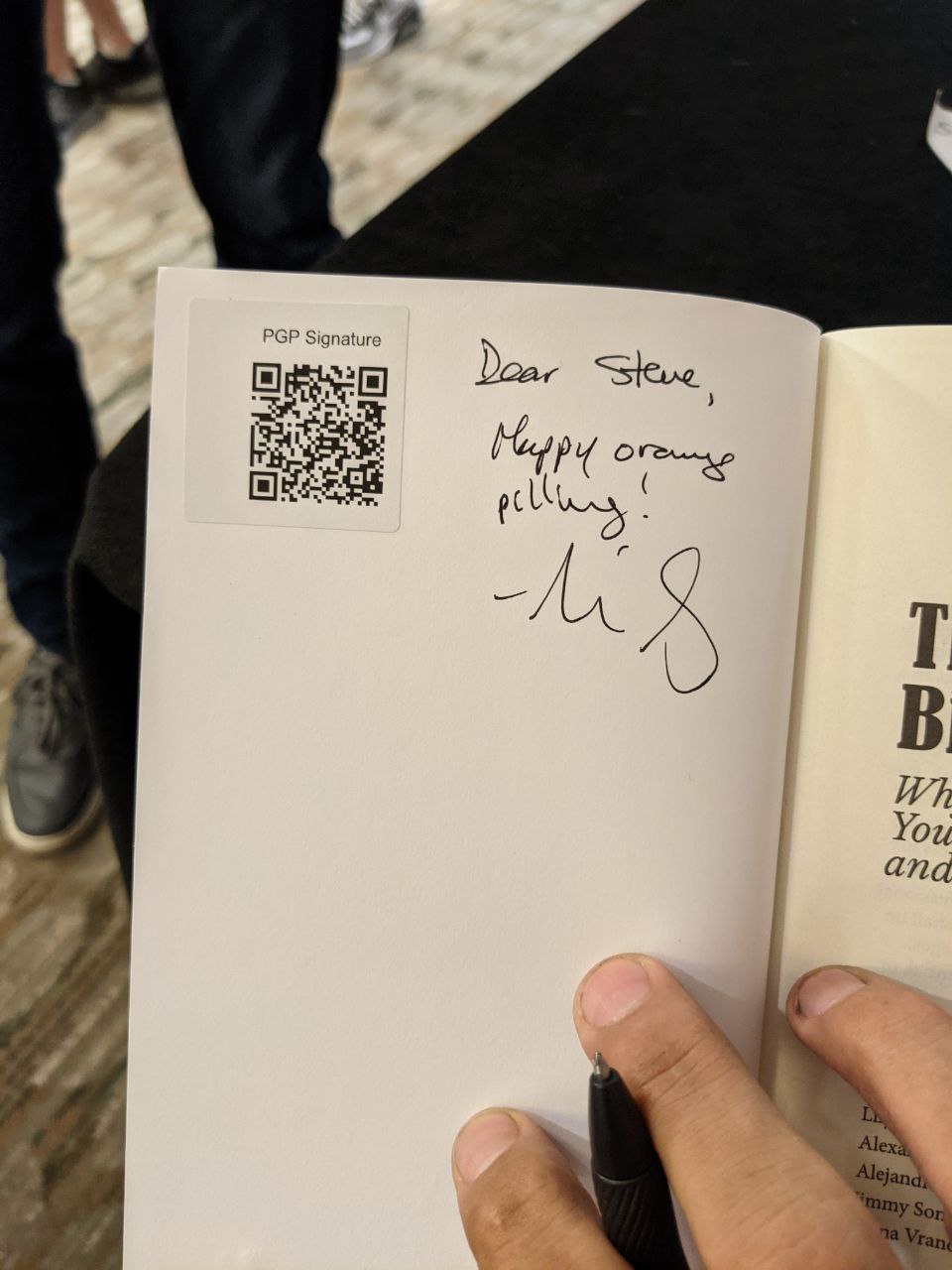 Signed autograph 28d57e8812f86ad4