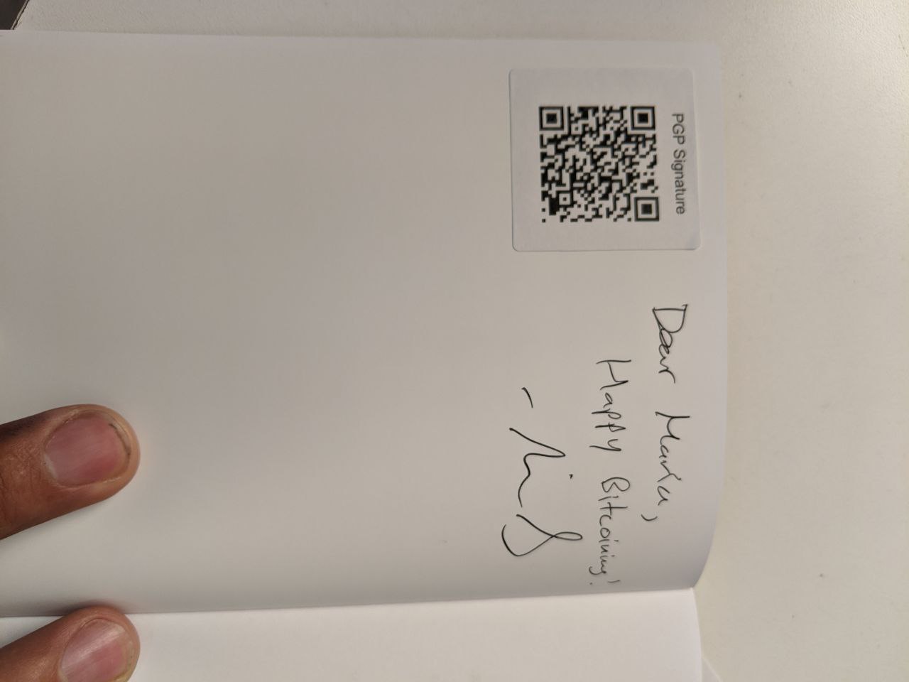 Signed autograph 29d9c5f13bf656f3