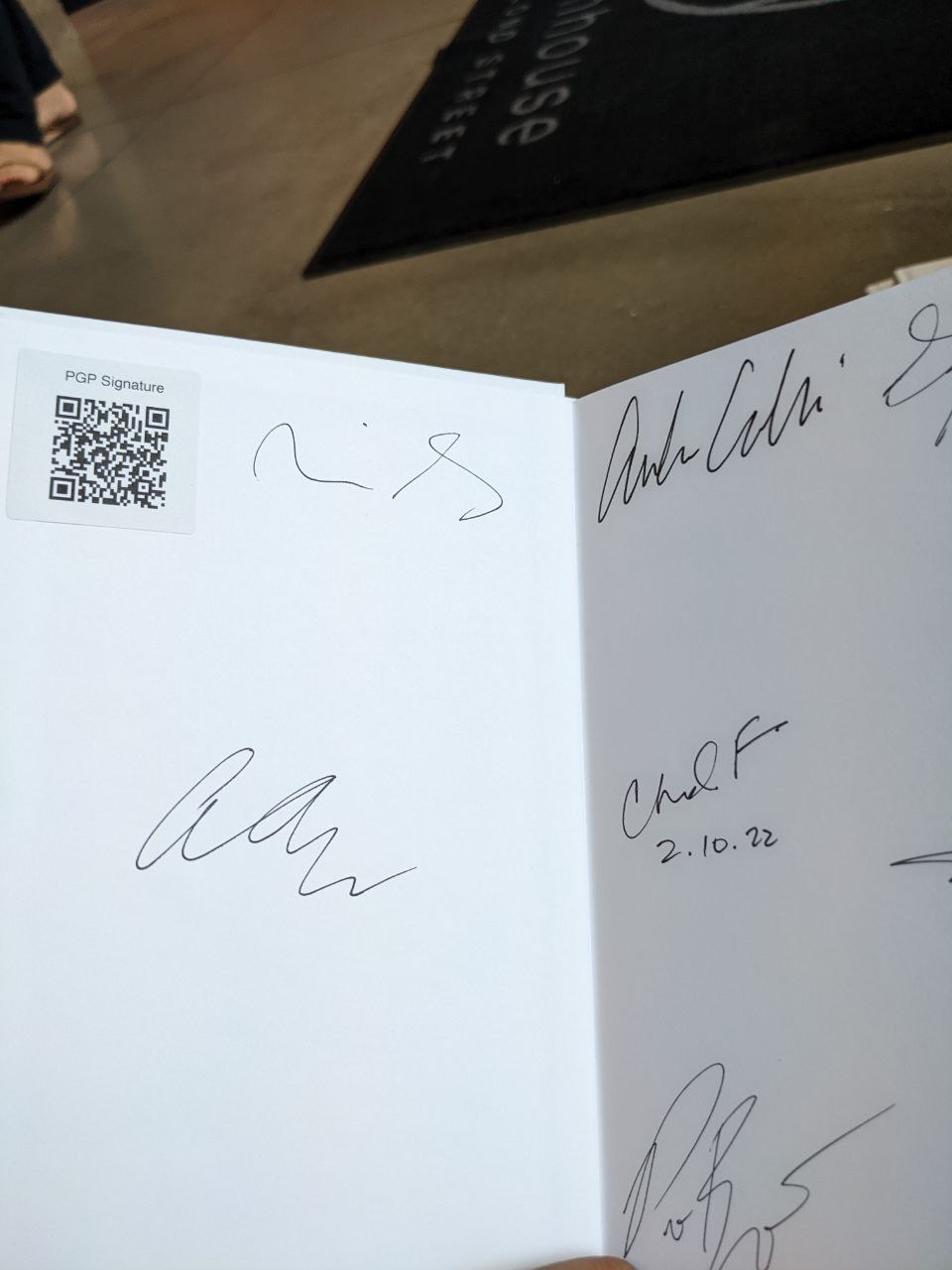 Signed autograph 35c317386a15914e