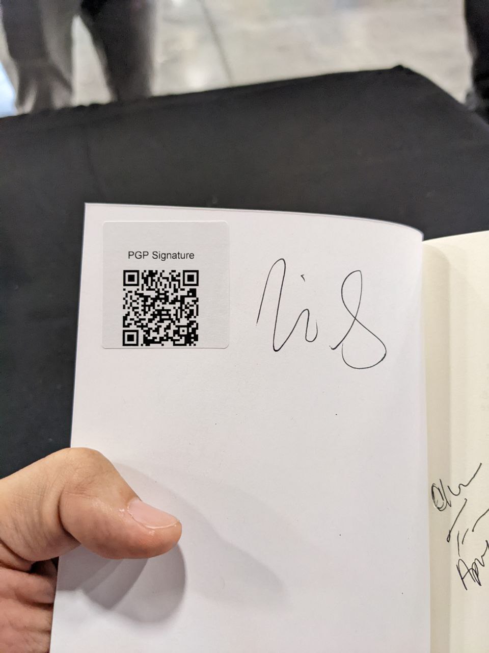 Signed autograph 39cd580076ad5552