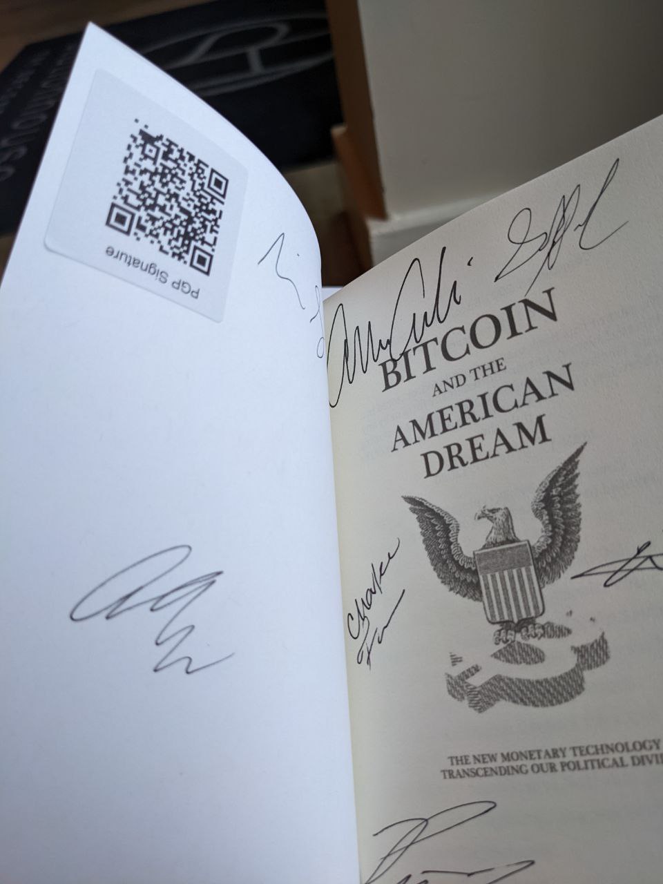 Signed autograph 3b76cb1070a30e4c