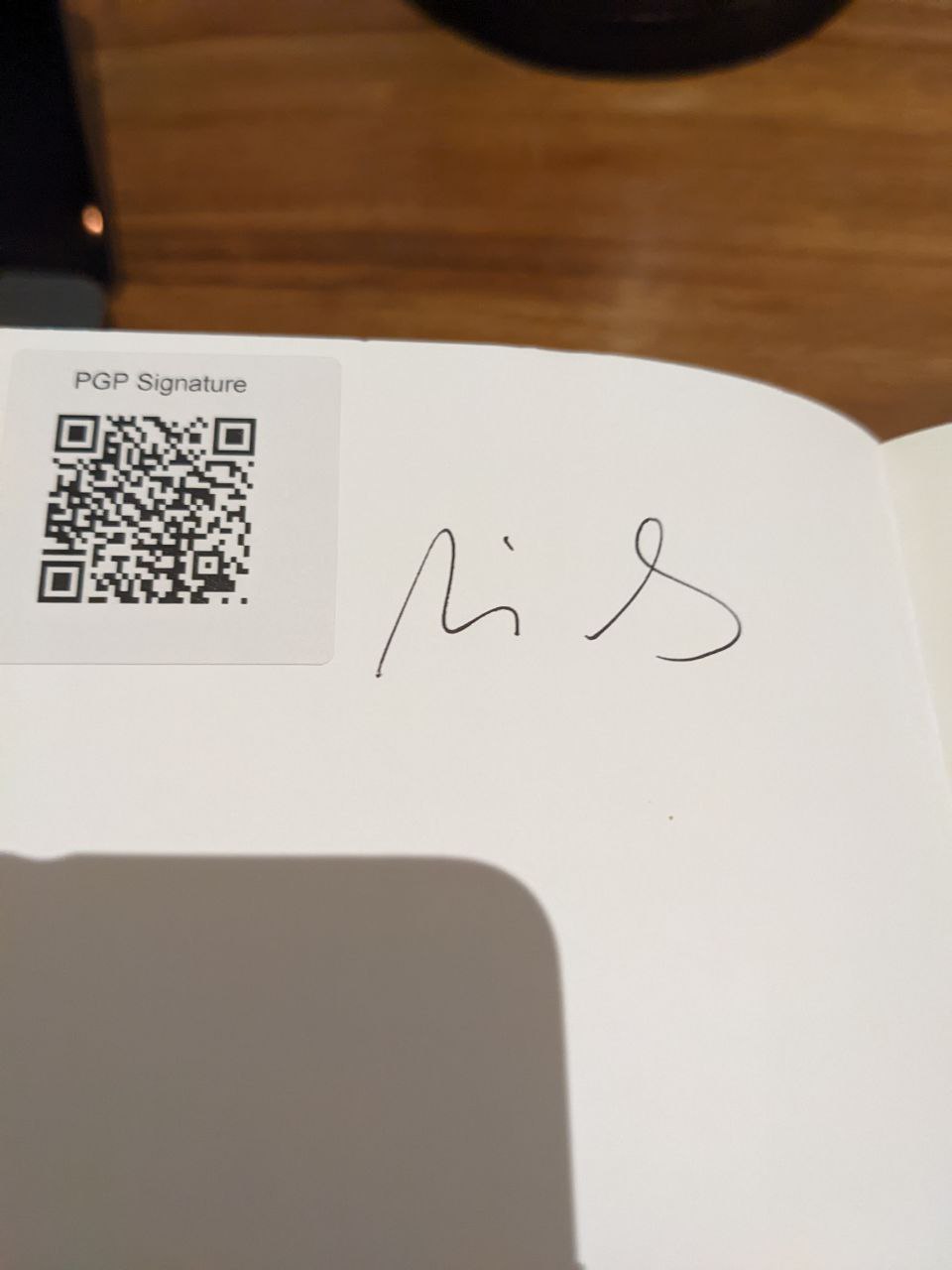 Signed autograph 3bd011e3384f457c