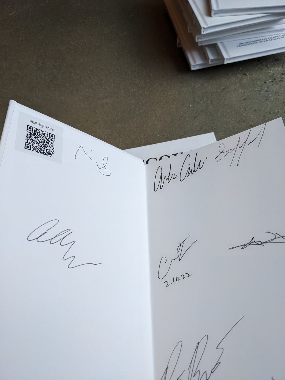 Signed autograph 3d9c5a9c293c422f