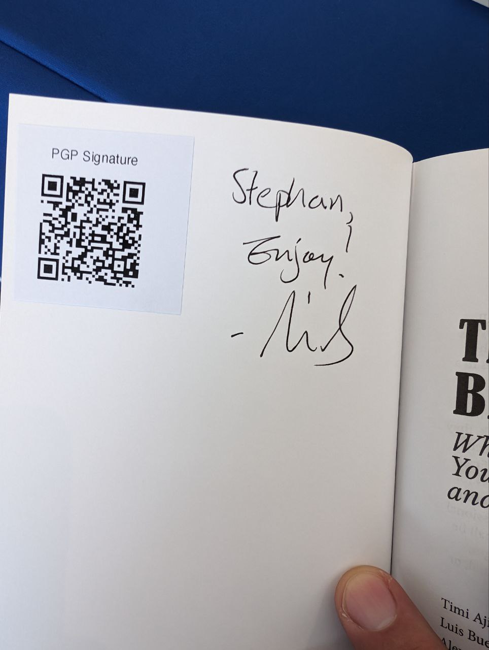 Signed autograph 3f9b775b1178e61a