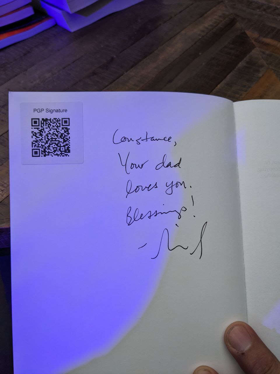 Signed autograph 40f8ab7ac0f3cb0e