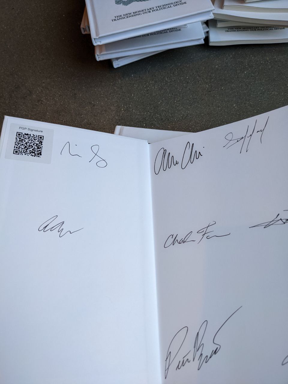 Signed autograph 4252e38985d8885a