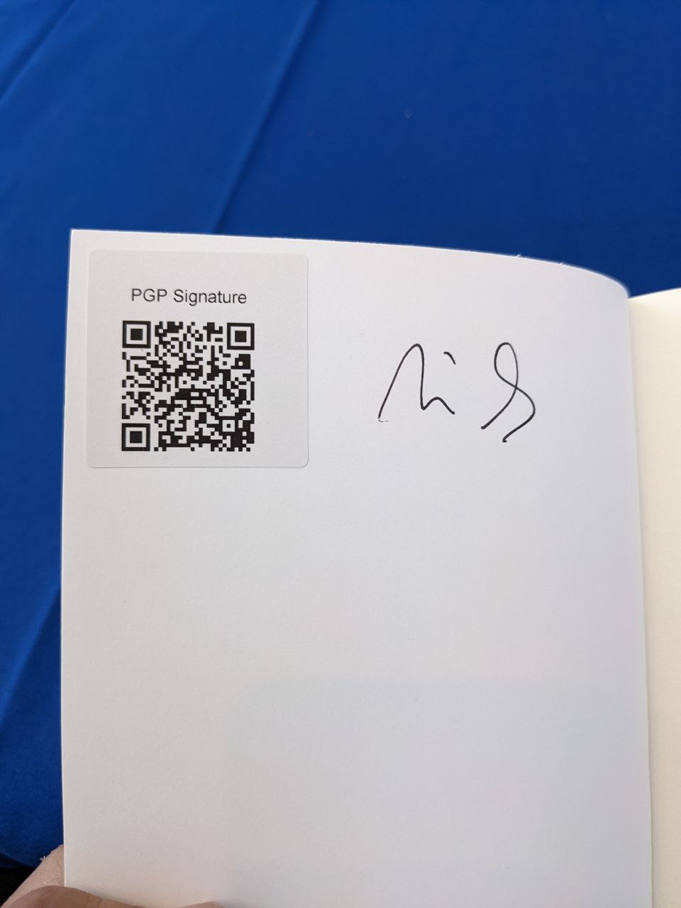 Signed autograph 4266ea7e85bf024c