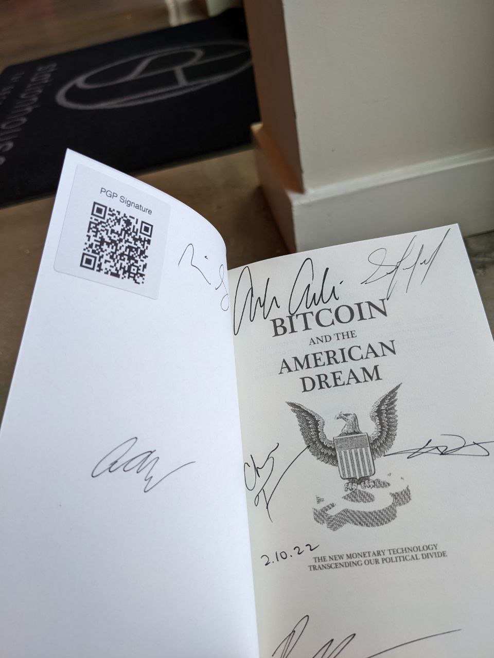 Signed autograph 44922e1576f40217