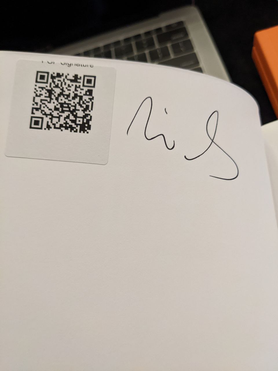 Signed autograph 44e2ec710d6422e5