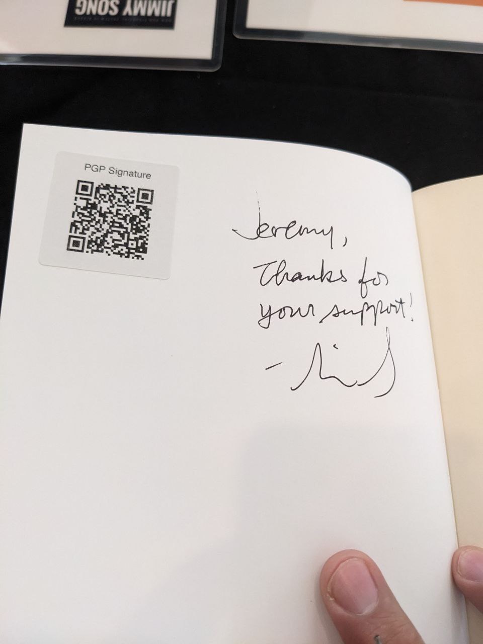 Signed autograph 47e00c2f9361fcc4