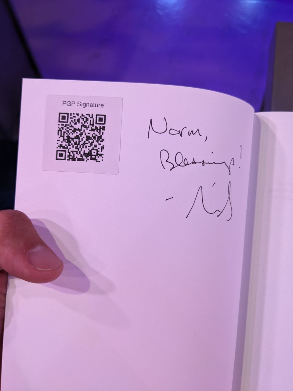 Signed autograph 47e015b09aff4d1c