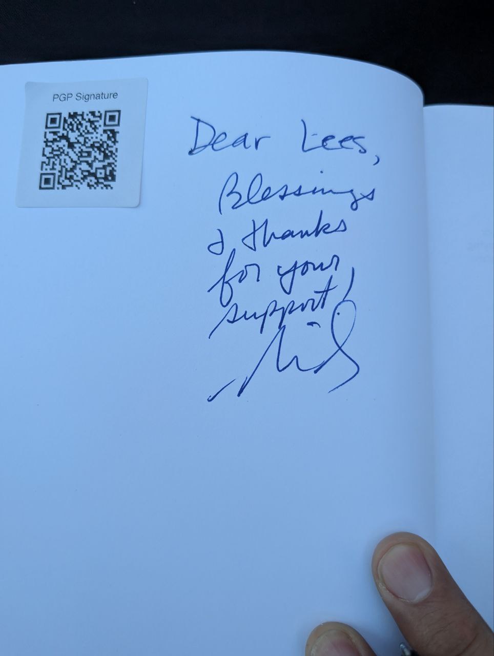 Signed autograph 4d45c7a20501f9af