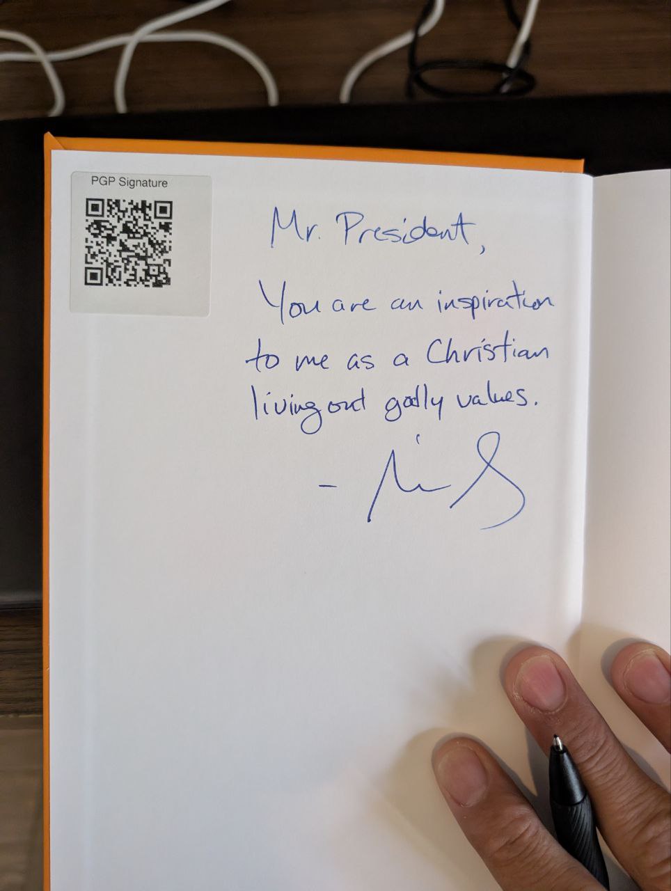 Signed autograph 4e7e8cf05c325df3