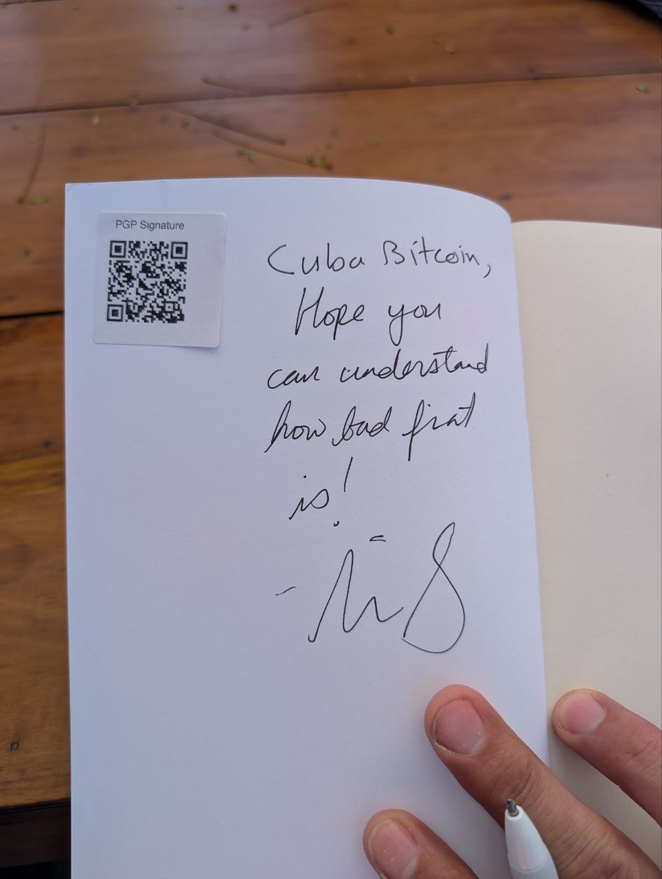 Signed autograph 4f331d7de9aee1a5