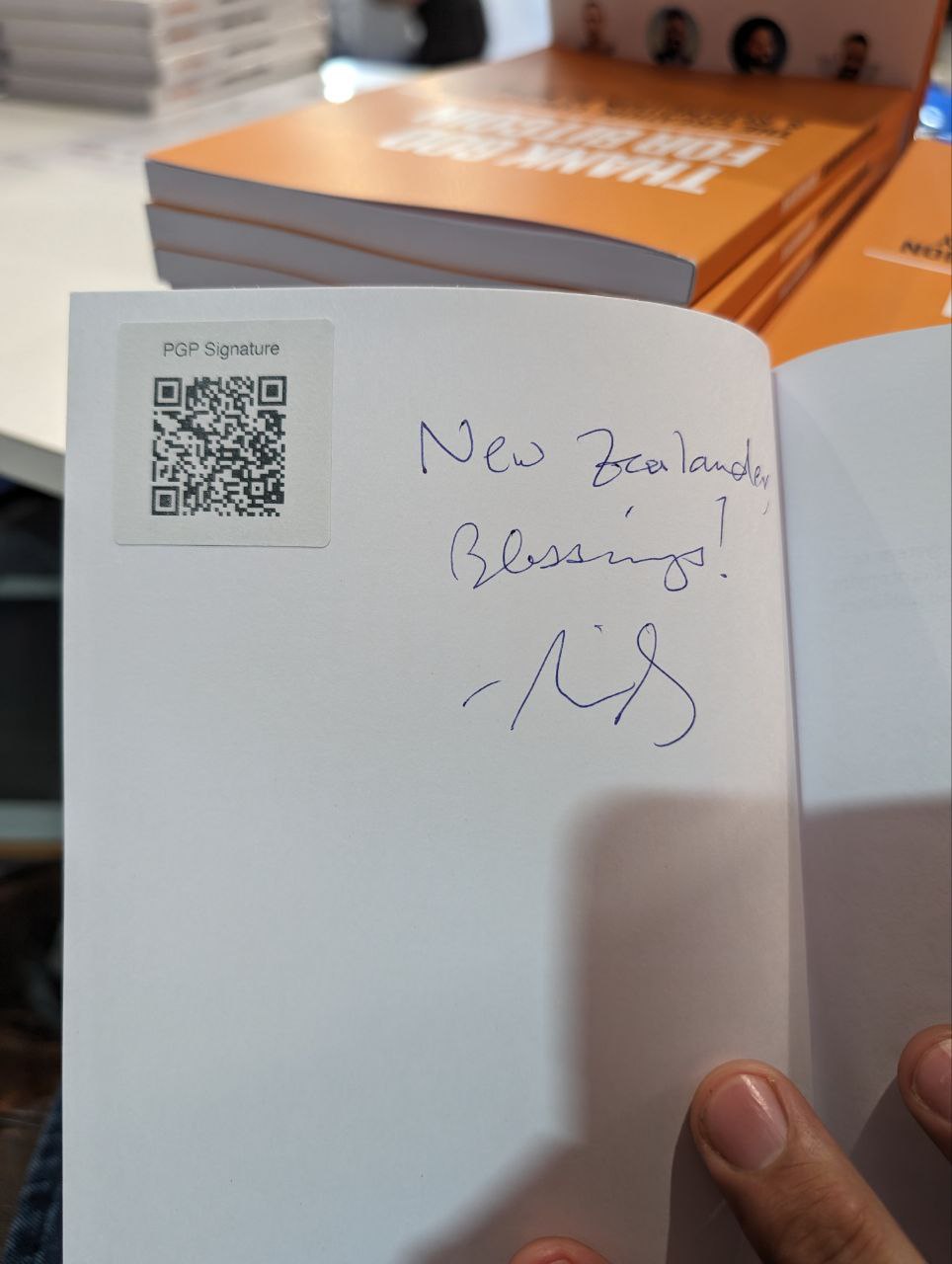 Signed autograph 4fa8a4f1a28e450d