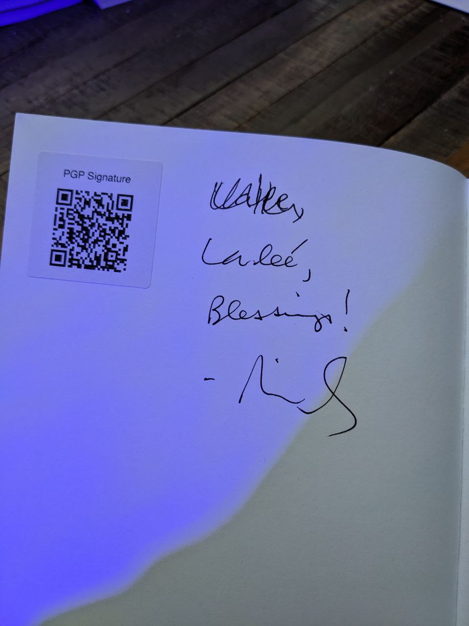 Signed autograph 4fdf99e45f3b3ed3