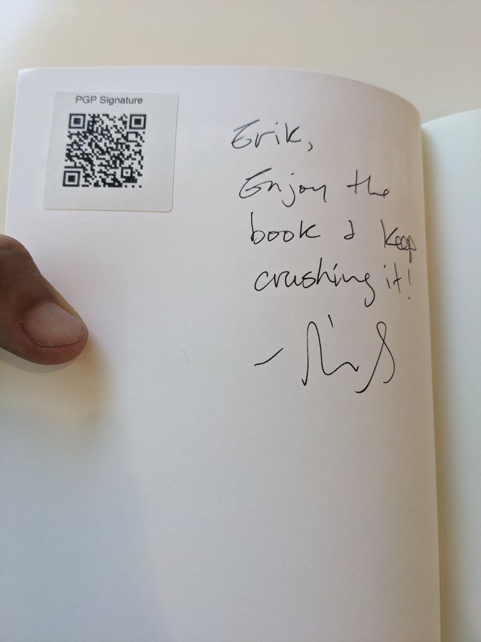 Signed autograph 521a004f2e6328e4