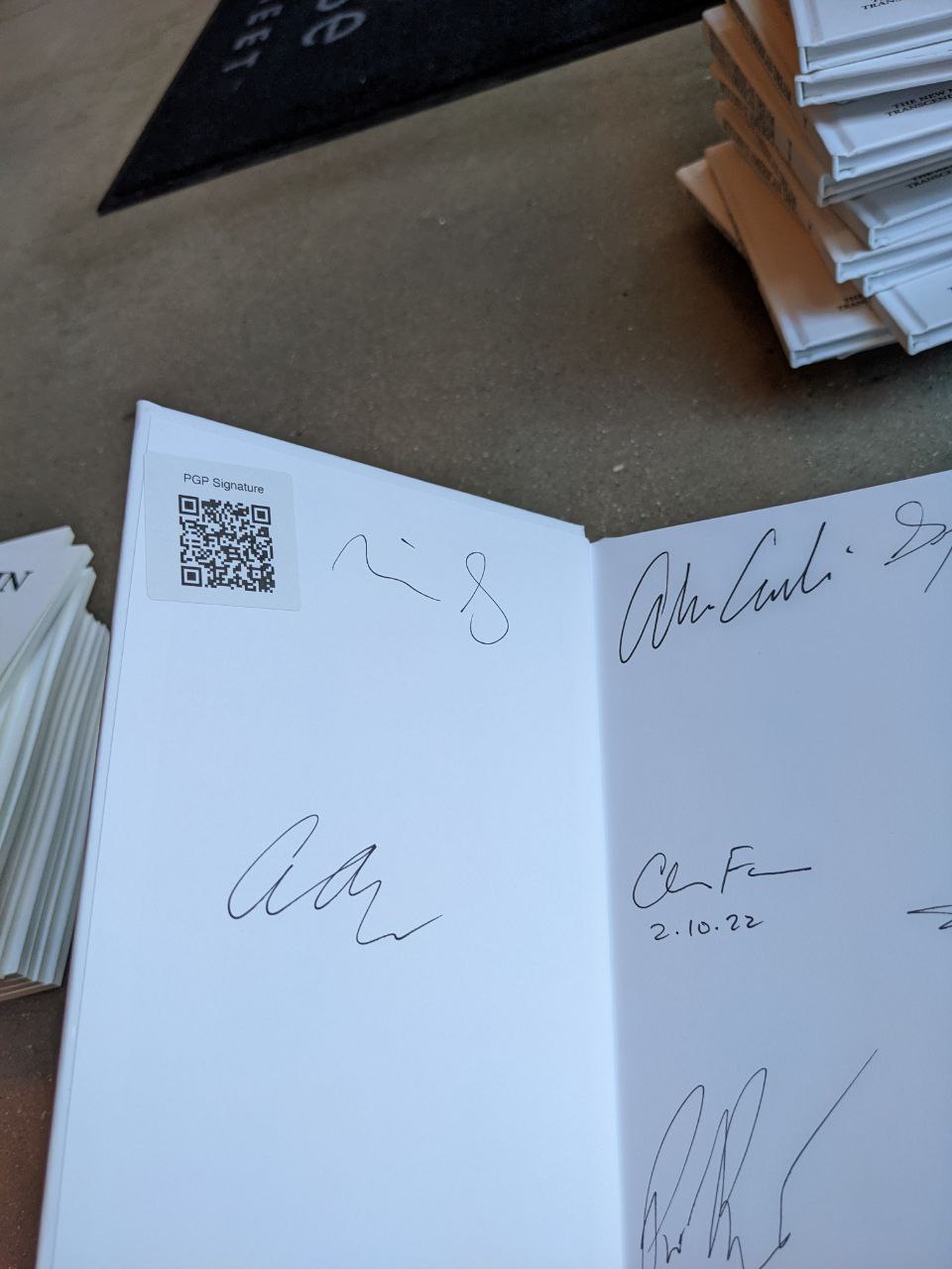 Signed autograph 525a4ca8337411ba