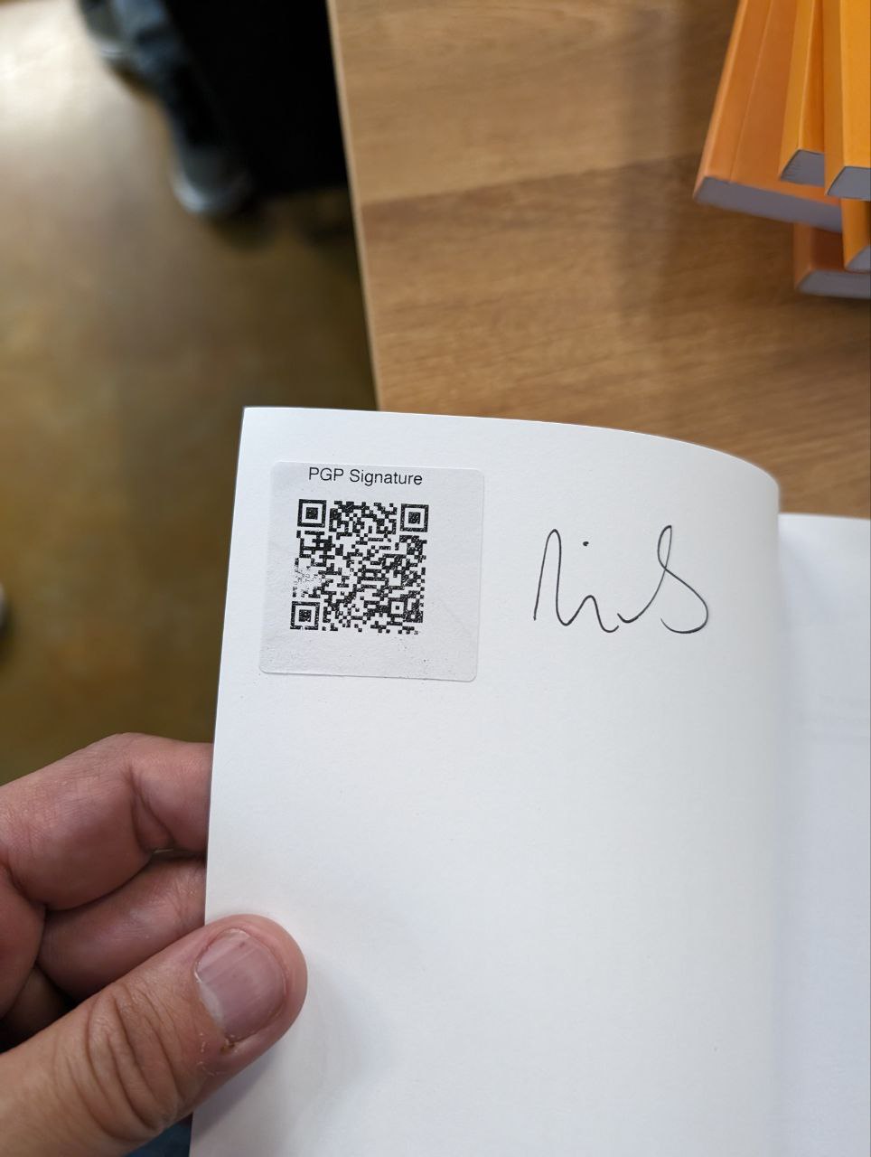 Signed autograph 5406929c75d4f5f7