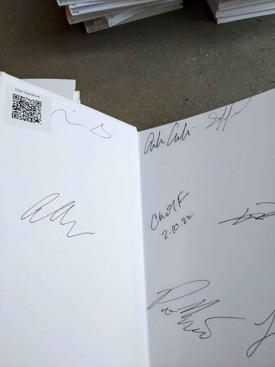 Signed autograph 54b0ea7a72aa6a19