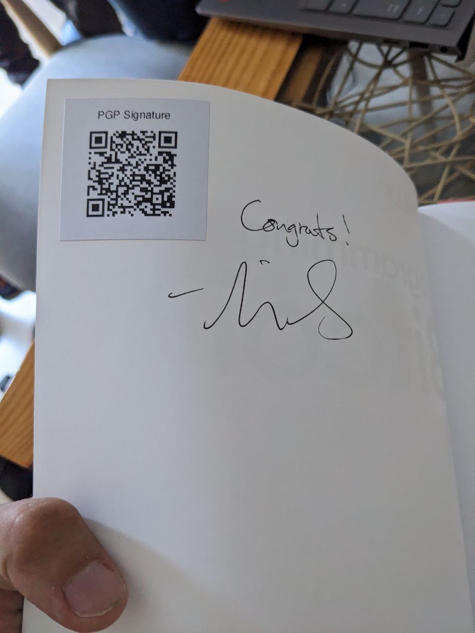 Signed autograph 567bc5c21e152967