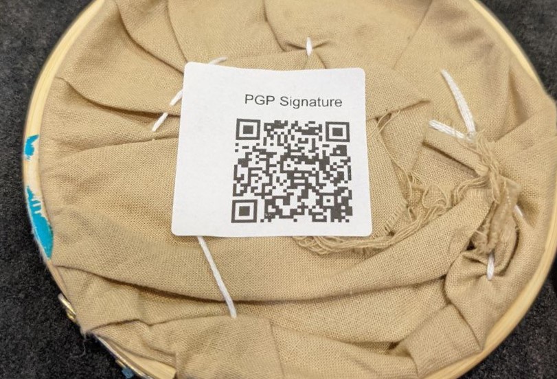 Signed autograph 575f04a483a75ff3