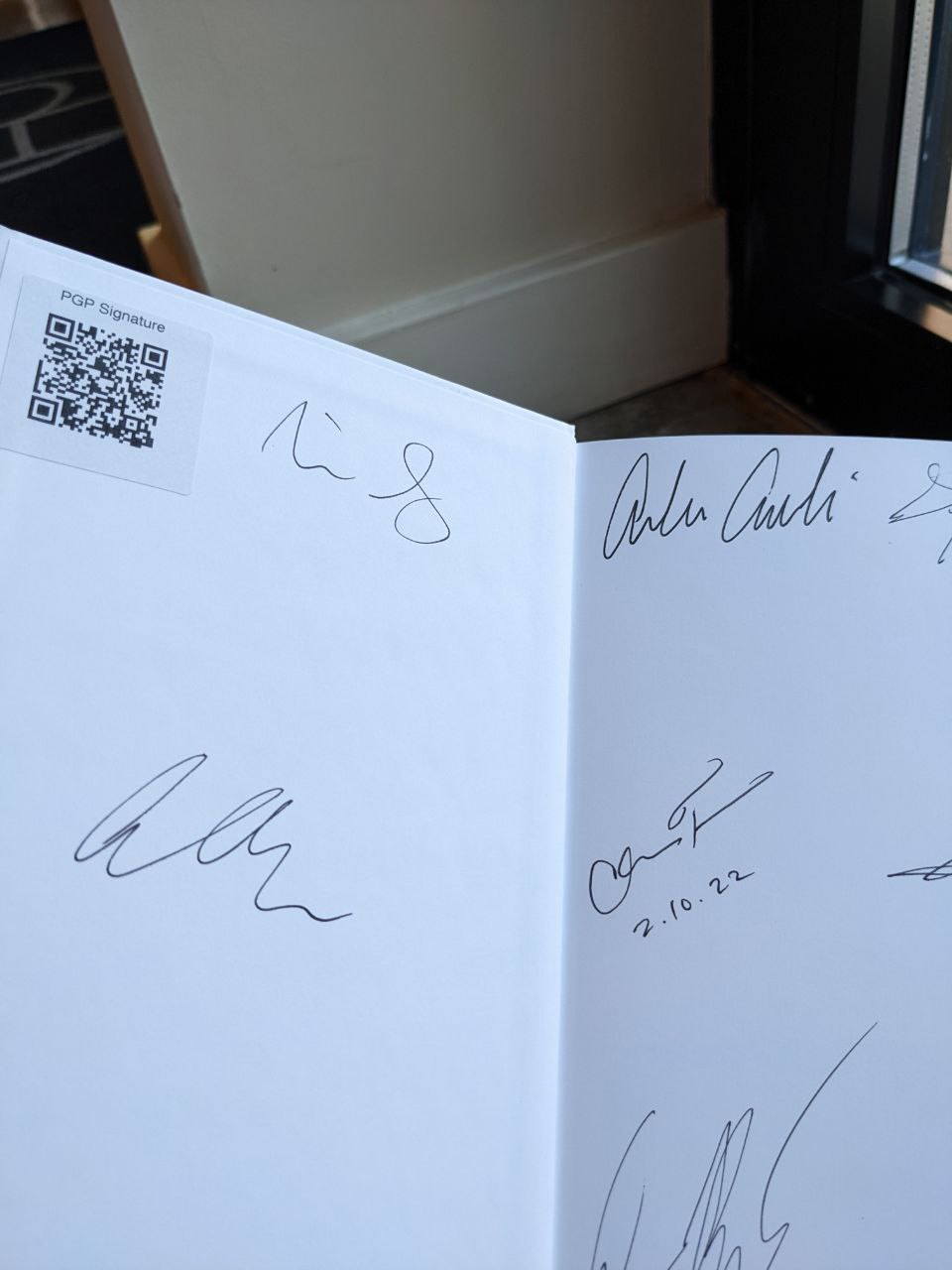 Signed autograph 59a58741d5bf03dc