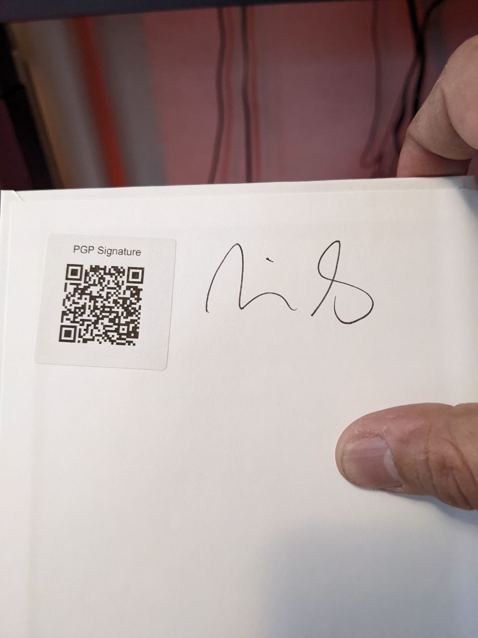 Signed autograph 59c879efc33e2004