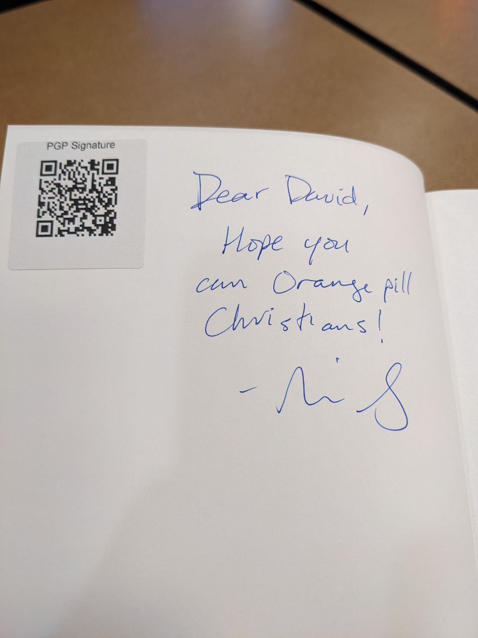 Signed autograph 5b26d4778c9c8953